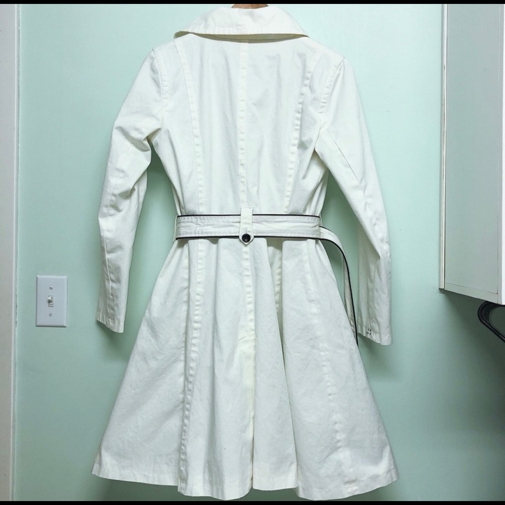 Soia & Kyo Creamy White Trenchcoat - Picture 3 of 7